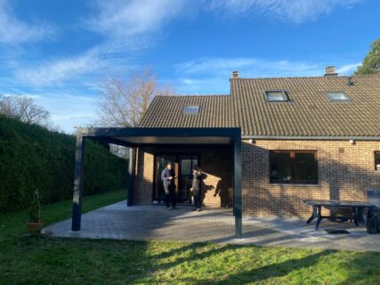 Pergola B200XL matterne brustor pour terasse