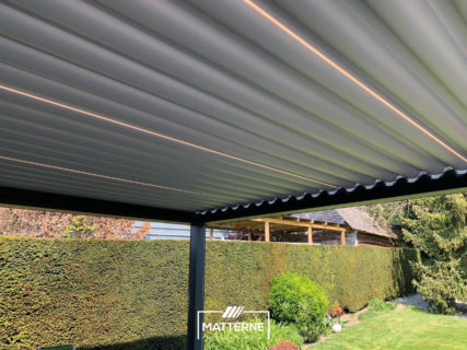 pergola avec toit repliable dalhem